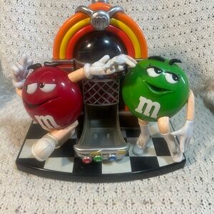 M&M's Red and Green Jukebox Figurine